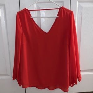 women’s red top